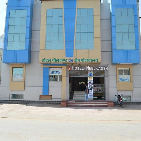 Hotel Neelkanth Rāmdevra エクステリア 写真